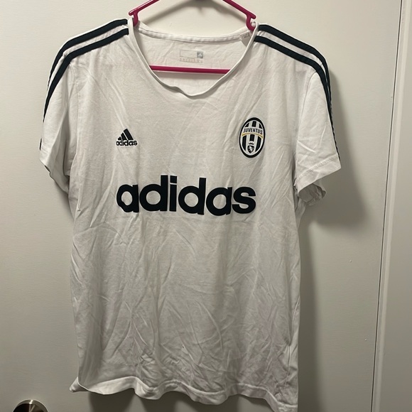 Juventus FC Short Sleeve T Shirt - Picture 1 of 7